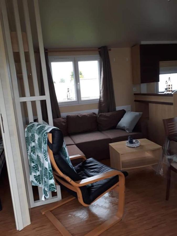 Stacaravan 4Pers In Bredene Met Eigen Tuintje 2449 Екстериор снимка