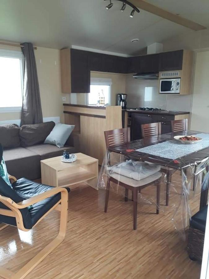 Stacaravan 4Pers In Bredene Met Eigen Tuintje 2449 Екстериор снимка